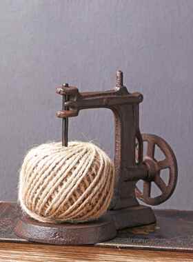 怀旧覆古乡村老式缝纫机锻铁模型装饰品服装商店陈设麻绳存储架