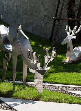 不锈钢鹿镜面雕塑金属几何切面鹿抽象镂空雕塑户外售楼处动物摆件