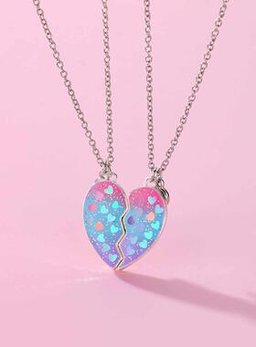 的朋友项炼，一个半梯度的心项炼，可爱和甜蜜的合金滴油磁闺蜜项