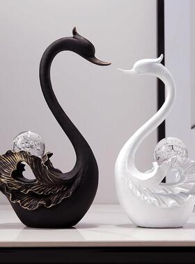 天鹅创意摆件轻奢高级感家居工艺礼品摆饰客厅酒柜电视柜装饰品新