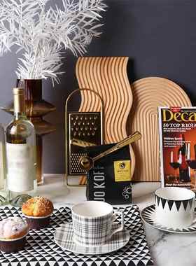 样板间厨房摆件组合样板房装饰仿真花艺白葡萄酒展厅软装饰品咖啡