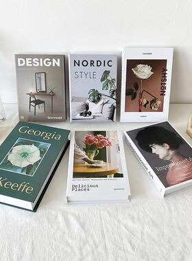 假书装饰摆件北欧风格ins极简英文杂志现代仿真书拍摄影道具书模
