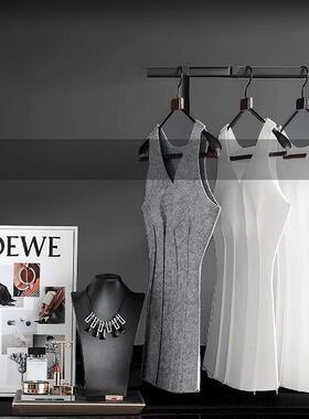 意色式极简灰白裙系毛毡衣展厅简约样板房衣帽间柜软装饰TLO品摆