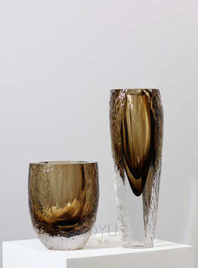 现代简约锤纹切割棕色琉璃花瓶别墅样板间客厅电视柜软装插花装饰