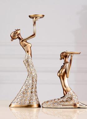 电视柜上的装饰品摆件高级感客厅欧式复古美女烛台美式家用创意酒