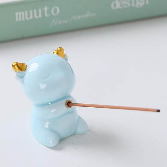 Cross-border creative ceramic deer traced gold thread incense insert Yilu has you thread incense burner tea pet crafts ornaments