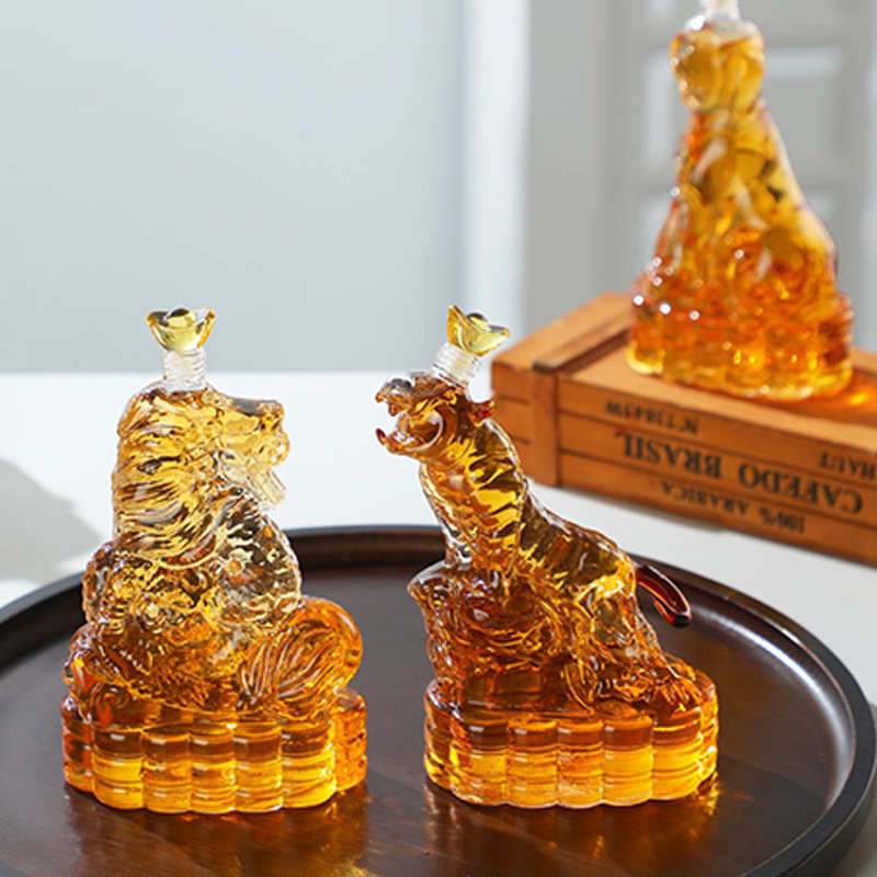 Supply of twelve zodiac bubble wine bottles, animal thickened glass wine bubblers, high borosilicate glass wine bottles