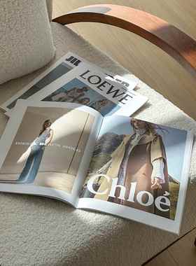 简约ins风英文杂志拍摄道具办公室书柜民宿装饰摆件拍照直播背景