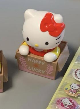 hellokitty车载饰品摆件太阳能凯蒂猫汽车中控台装饰摆件可爱装饰