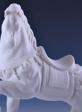 高档陶瓷马摆件厅工艺品办公室客房招财橱白马家居饰品窗酒柜书装