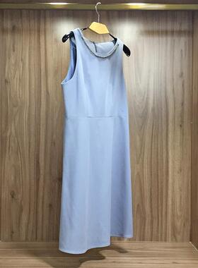 样板房女士衣帽间衣柜连衣裙黑白裙子展厅展柜陈列软装服饰摆件