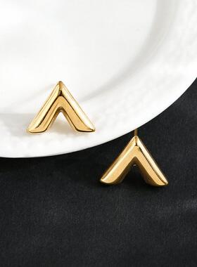 Titanium steel V-shaped earrings necklace suit fashion simpl