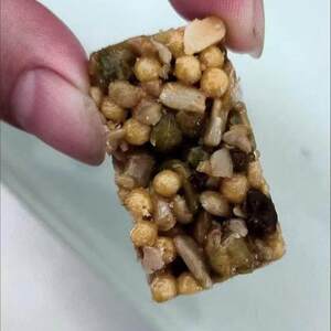 赵老师狗屎糖搞怪解馋小零食香辣味原味四川特产糖果麻袋装青豆