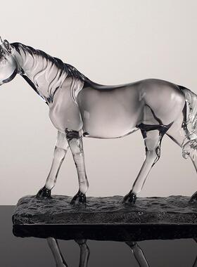 轻奢艺术骏马装饰品摆件透明树脂工艺客厅电视柜酒柜摆设马到成功