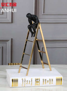 简约创意现代家居摆设电视柜工艺品人物摆件楼梯客厅书房装饰品