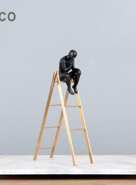 轻奢简约创意现代家居摆设电视柜软装人物摆件楼梯客厅书房装饰品