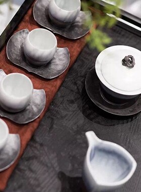 新中式样板房售楼处茶室水墨渐变茶具组合黄铜茶则锡茶托铁艺烛台
