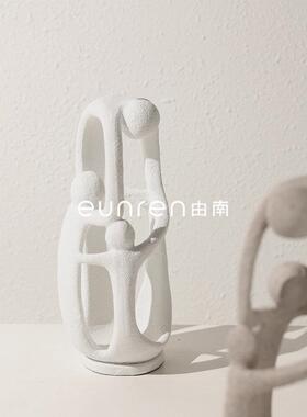 北欧现代树脂拥抱物摆客人厅家LEE居茶几玄板关件卧室样房电视柜