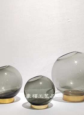北欧现代铜圈底座彩色圆形玻璃花瓶插花摆件样板房餐厅装饰摆件