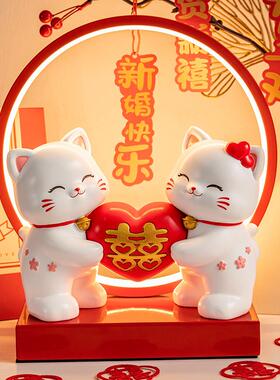 脂大KQM3923红字情侣猫摆件婚礼布置礼招财猫盒创意树婚喜房装饰
