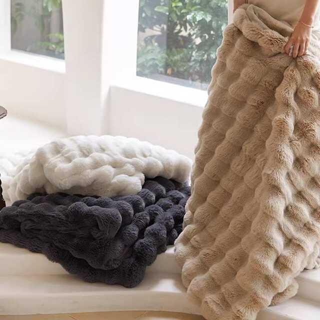 Tuscan rabbit hair short velvet casual cover blanket light luxury high-end sofa blanket soft warm velvet blanket bedroom blanket