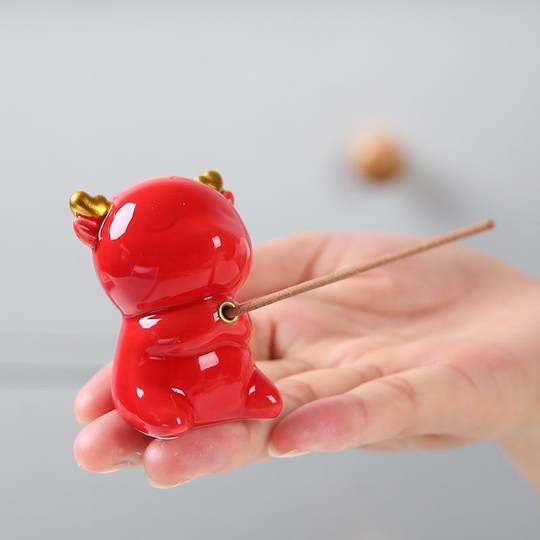 Cross-border creative ceramic deer traced gold thread incense insert Yilu has you thread incense burner tea pet crafts ornaments