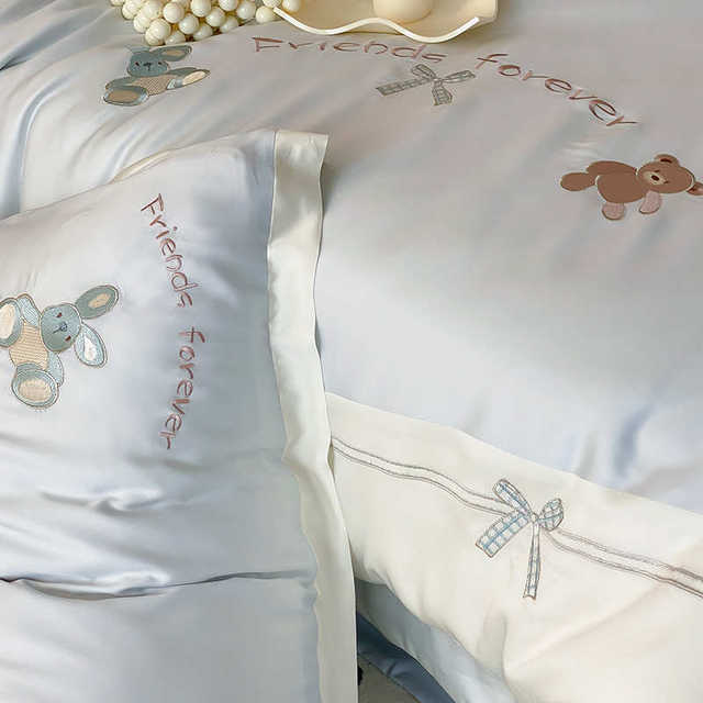 Light luxury style naked sleeping 80S Lanjing Tiansi four-piece set summer ice silk bed sheet quilt cover 2025 new bedding