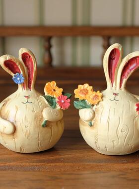 美式乡村经典仿木纹可爱俏皮阳光胖胖兔一对家居装饰品工艺摆设