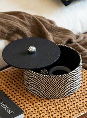 RZB-2864匠级十三高感小众妆台样首饰盒收梳纳复古条纹装饰盒摆件