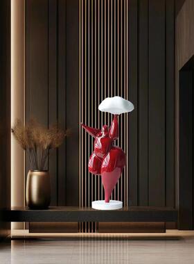 现代艺术创意简约抽象胖妞摆件玄关客厅书房售楼处样板间轻奢饰品