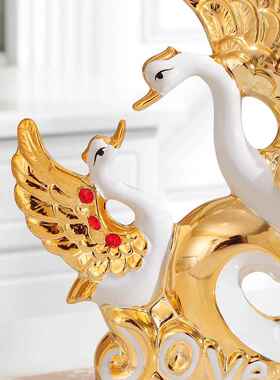 天鹅花瓶家居摆件装饰品客厅电视柜卧室床头柜摆设创意结婚生日礼