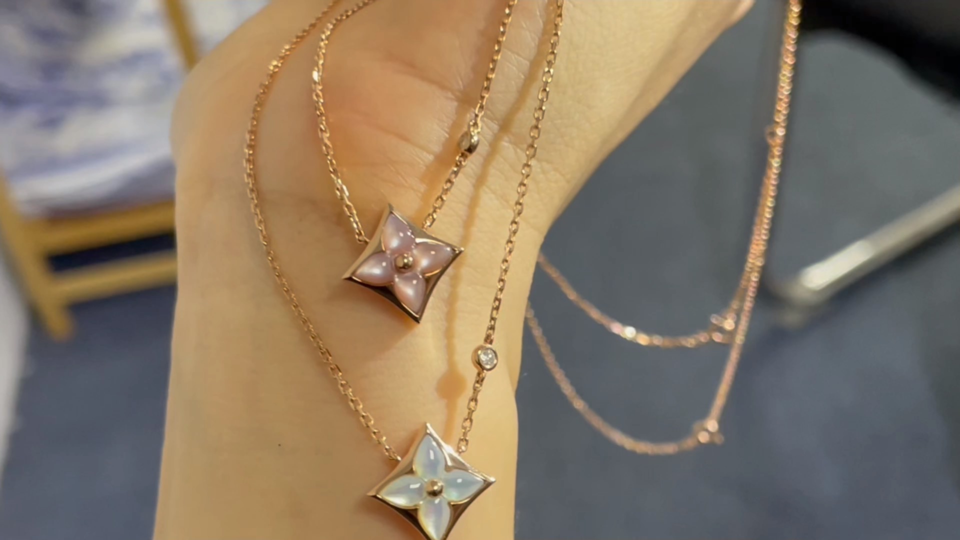 Color Blossom BB Star necklace, Louis Vuitton