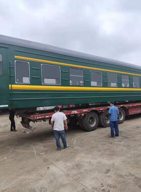 老式绿皮车厢制作 一比一铁艺模型道具 商场网红打卡火车拍照摆件