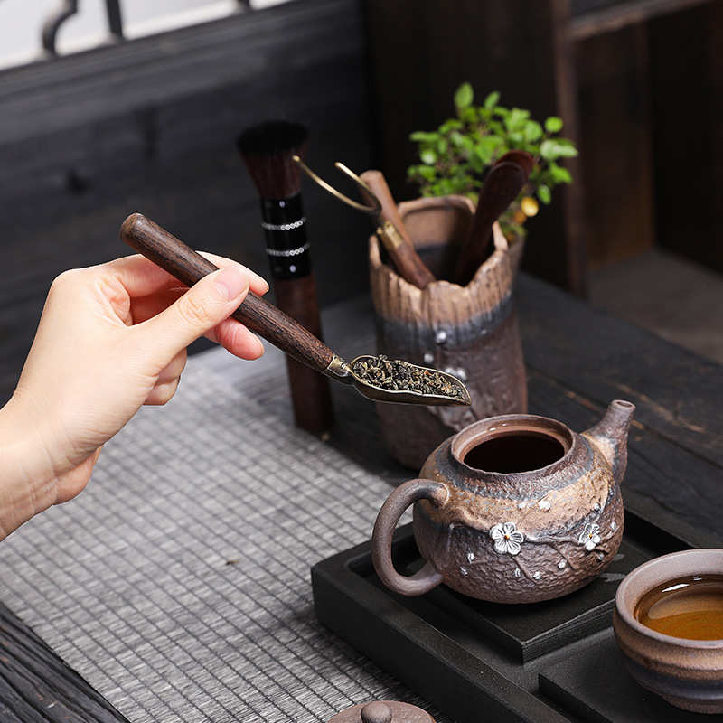 Free shipping gilded iron glaze tea ceremony Six Gentlemen tea cylinder storage jar ceramic jar Kung Fu tea set accessories tea clip tea needle knife