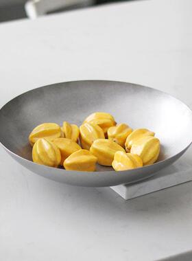 设计师款异形果盘半悬空零食水果碗摆件北欧轻奢家居高颜值装饰品