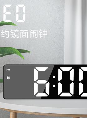 智能数字闹钟新款 带温湿度显示闹钟 白色透明时钟摆饰 学生用桌