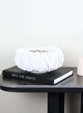 PQV白色立肌理纹树体脂多摆件装瓣饰书房桌关面家居装饰品玄售楼