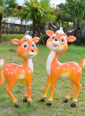 户外卡通梅花鹿大型玻璃钢摆件幼儿园长颈鹿雕塑别墅庭院林装饰品