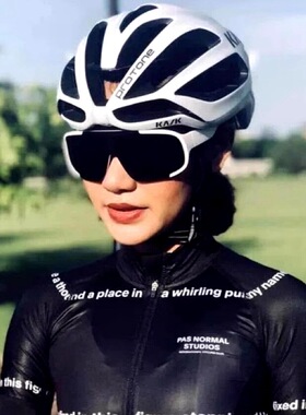 骑行女护目镜防紫外线日夜两用登山滑雪防风可套近视镜男偏光