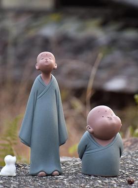 正品创意禅意紫砂陶瓷家居饰品可装小尚沙弥办和公桌飘爱窗书架摆