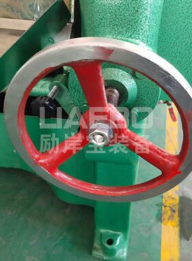 励岸非标颜设计工业生产型膏体64油漆笔料铅芯母料三色辊研磨机