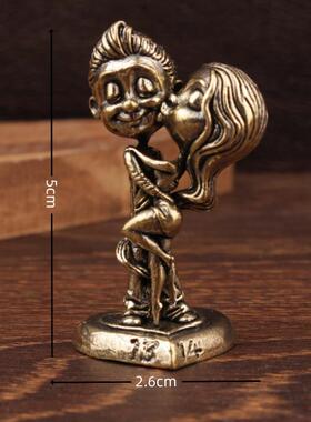 跨境铜实黄做旧复古情侣摆件创心工艺品黄铜摆情侣件小铜器中意式