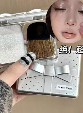 闪闪惹人爱~日本星光高光盘清透氛围感超闪提亮面部锁骨眼影带刷