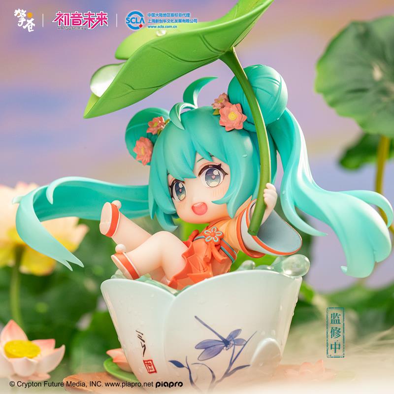 擎苍初音未来荷塘嬉戏Q版手办正版动漫周边模型摆件MIKU联名公仔 - 图0