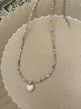彩色串珠爱心吊坠项链女甜酷风气质网红百搭锁骨链树脂配饰