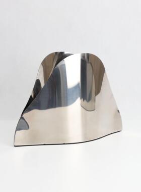 奢创软意金属酒桶花瓶桌装饰品客厅酒柜065餐厅玄关家轻居面花器