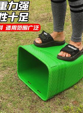 加大塑胶背篓背篼婴儿家用塑料背框装水桶竹编小孩框舞蹈道具采茶
