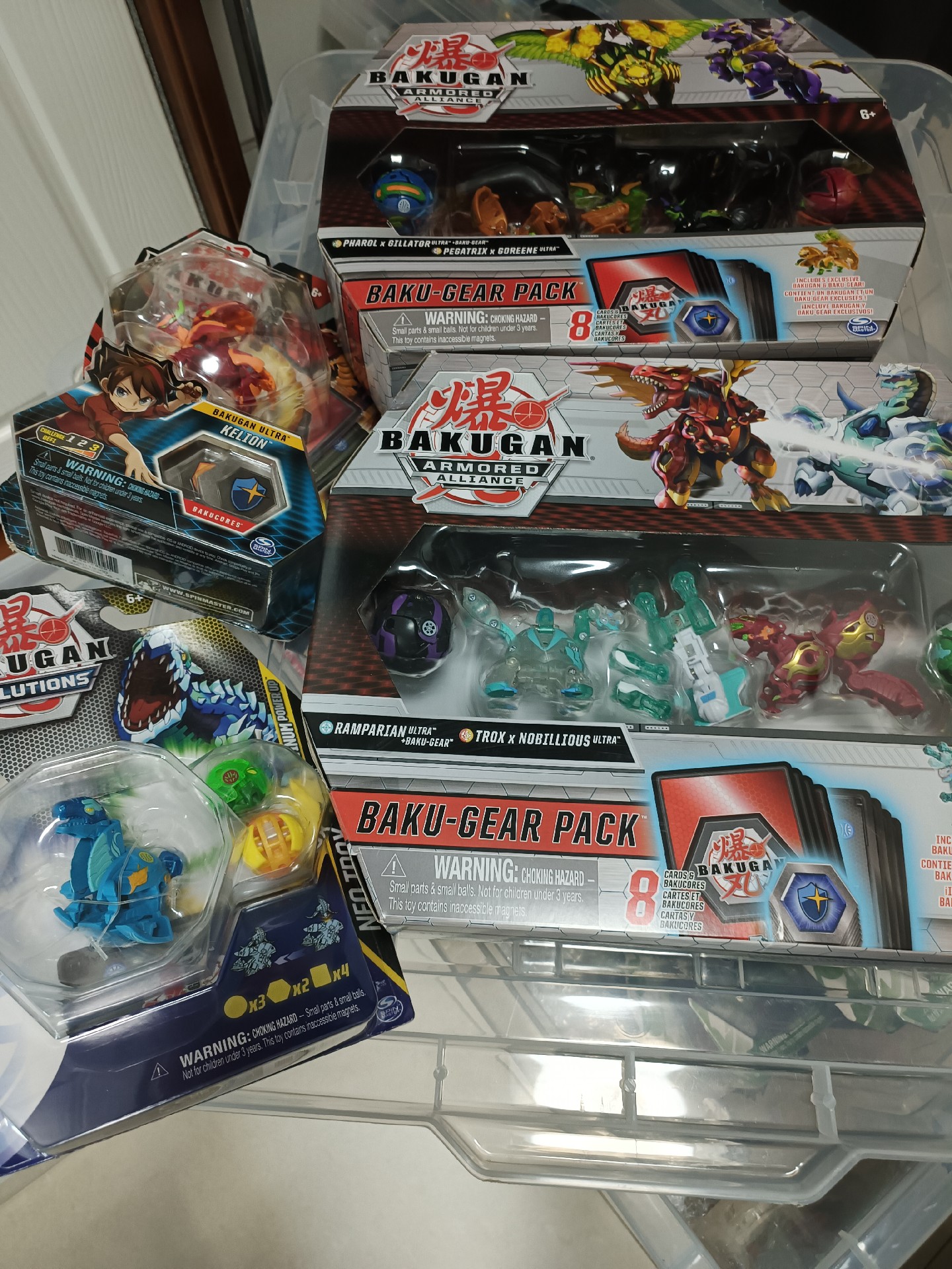 爆丸ウルトラ ルピテオン 3インチ 対象年齢6歳以上 コレクションアクションフィギュアとトレーディングカード 爆丸ウルトラ ルピテオン 3インチ 対象年齢6歳以上 コレクションアクションフィギュアとトレーディングカード