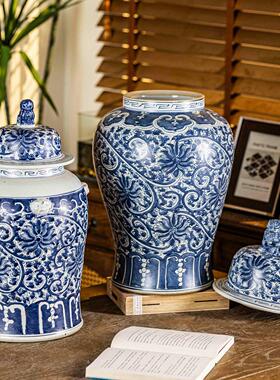 仿古青花瓷缠枝莲狮头陶瓷摆件客厅玄关插花复古装饰瓷陈设收藏
