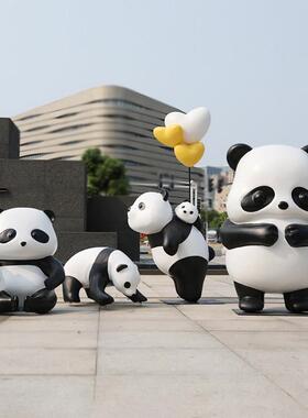 户外卡通熊猫雕塑玻璃纤维摆件网红风景区打卡拍照动物幼儿园商场